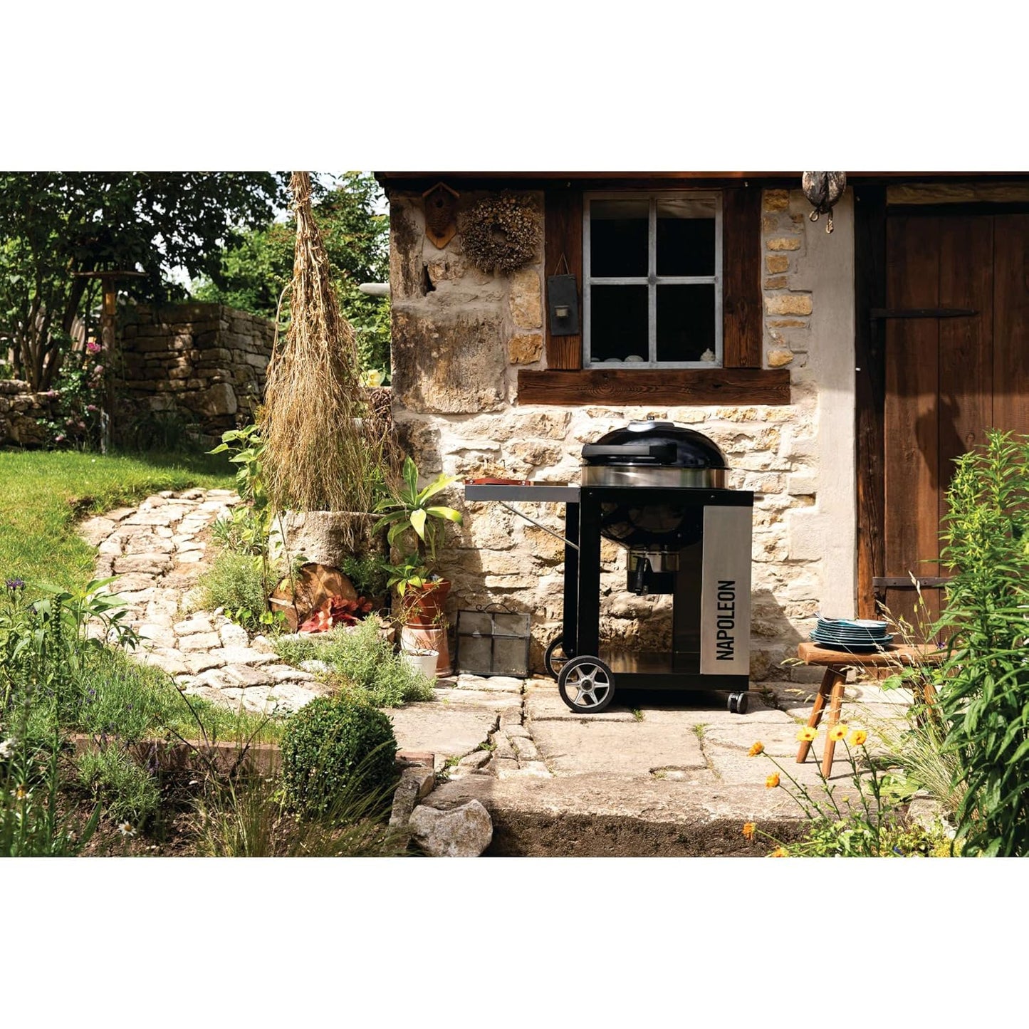 Napoleon Charcoal Grill Black (Cart, 57 Cm). Bangalore, India