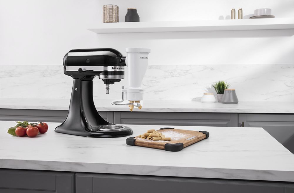 KitchenAid Gourmet Pasta Press Attachment, White – 6 Pasta Plates for Spaghetti, Bucatini, Rigatoni, Fusilli & More | Fits All KitchenAid Stand Mixers